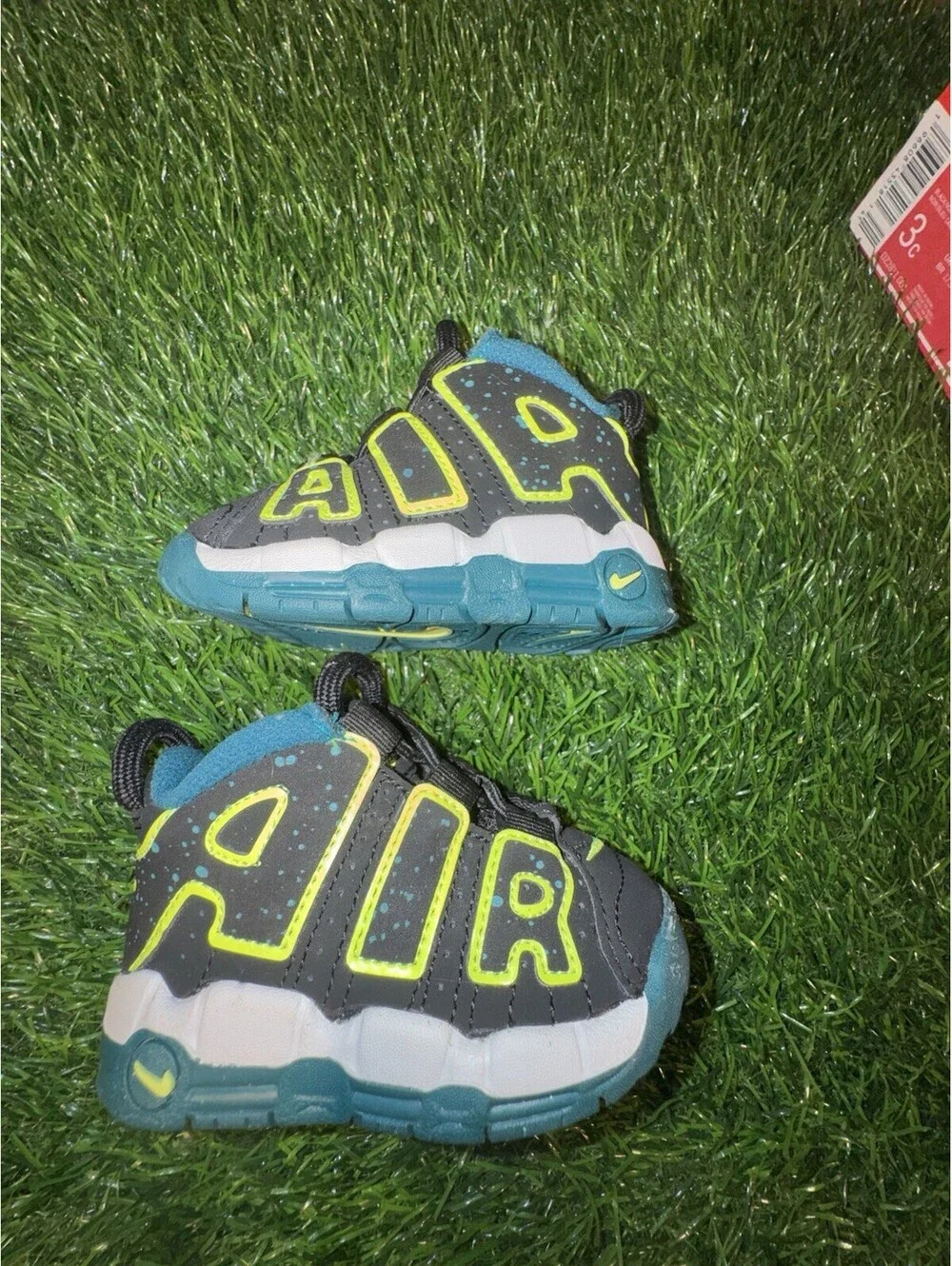 Nike Air More Uptempo (BT) Size 3c DZ2811-001